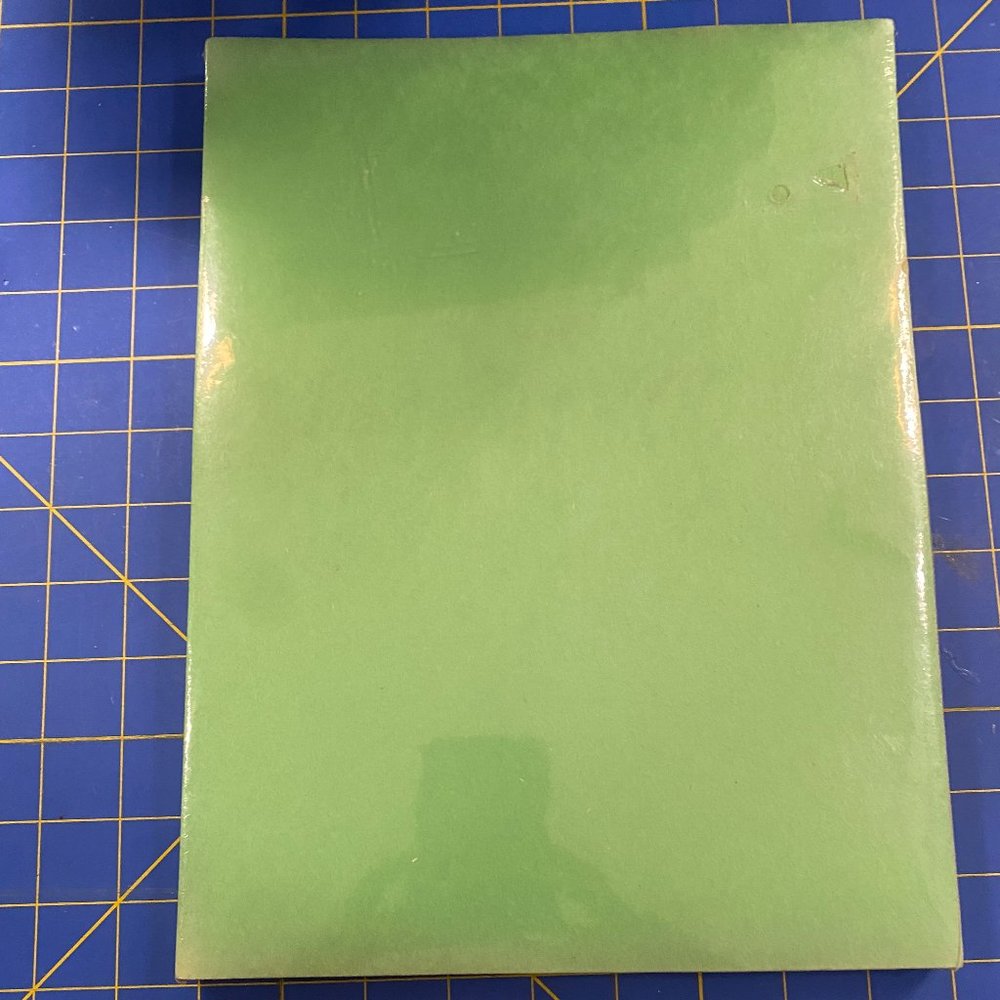 Construction Paper - Picture 6 of 10